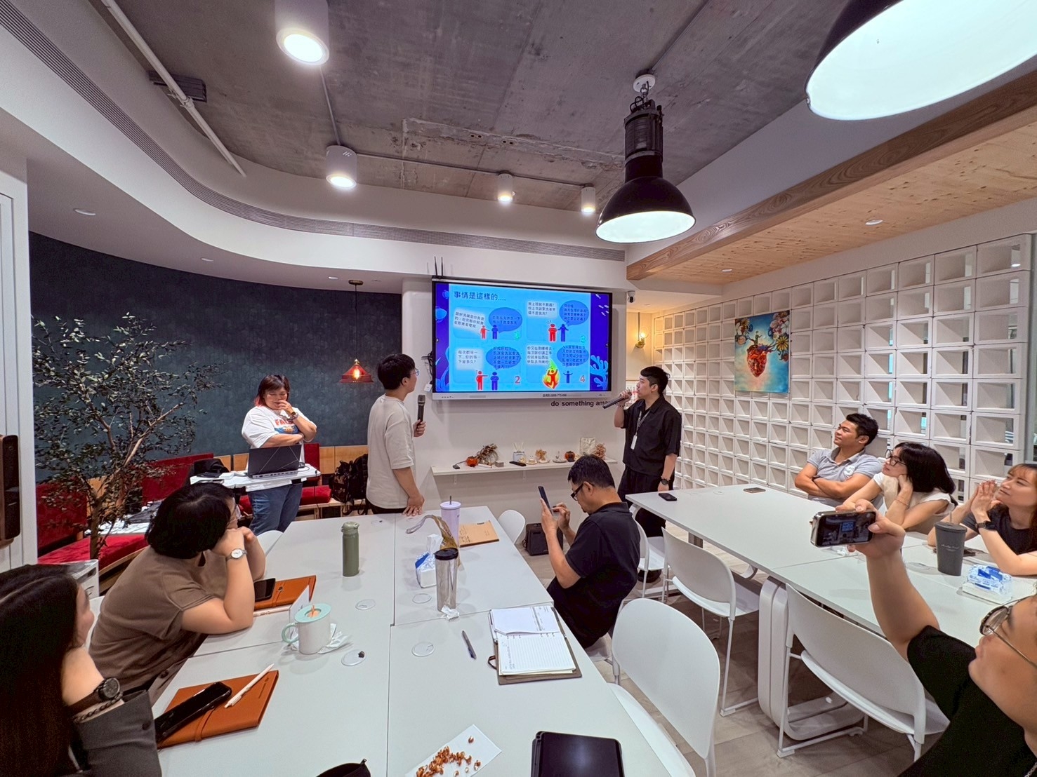 LINE_ALBUM_愛的決定學_250519_22_2025-05-19_144638